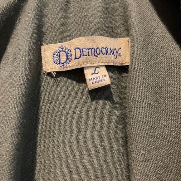 Army green jacket - Picture 2 of 3